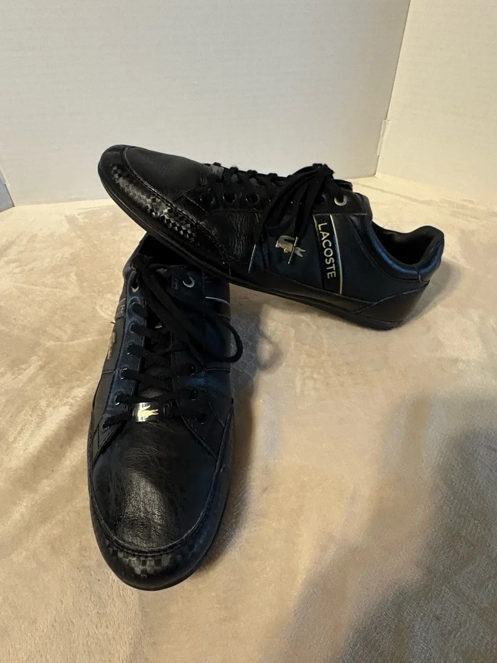 Lacoste Men's Black Low-Top Leather Athletic Sneakers